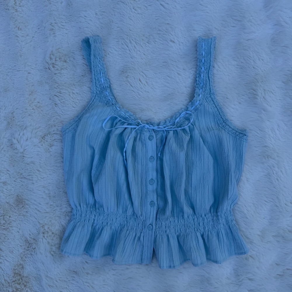American Eagle Blue Seersucker Lace Trim Smocked Crop Tank Top Womens Medium - Picture 3 of 7